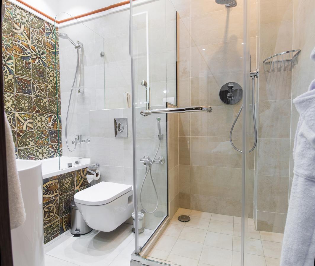 Qonaq Hotel أستانا المظهر الخارجي الصورة